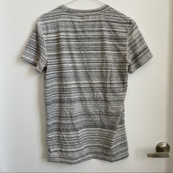 American Eagle Outfitters Short Sleeve T-Shirt - Picture 3 of 3